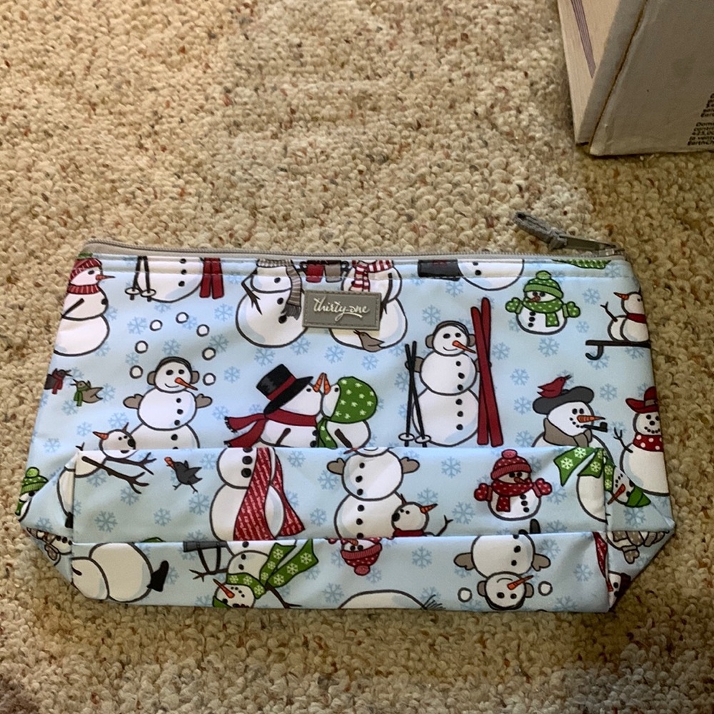 31 snowman pouch insulated